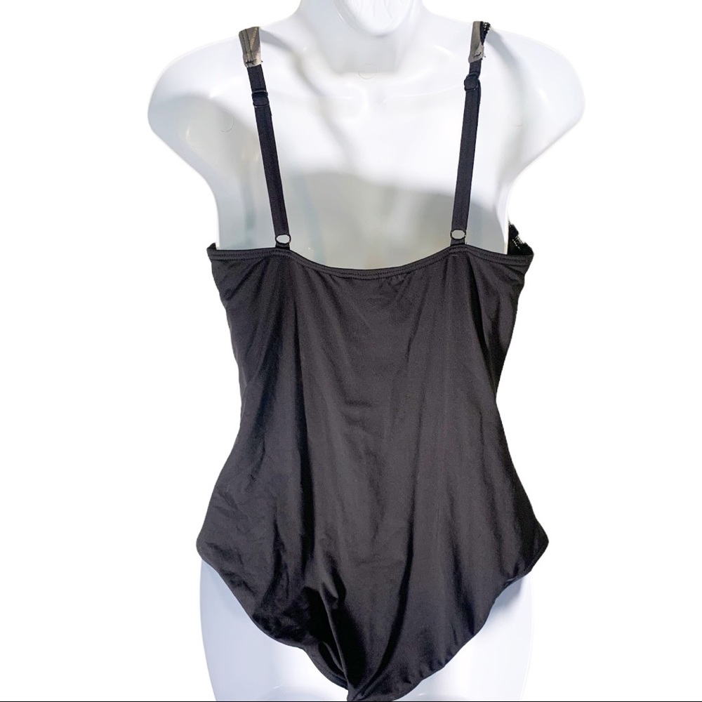 Nip Tuck 10 one piece swim suit  Body Shaping. - Picture 5 of 5